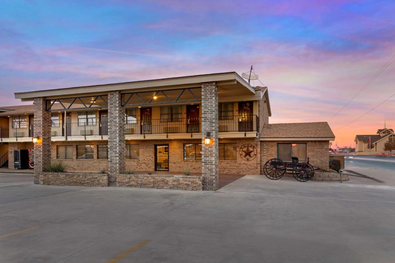 Best Western Caprock Inn Brownfield Exterior foto